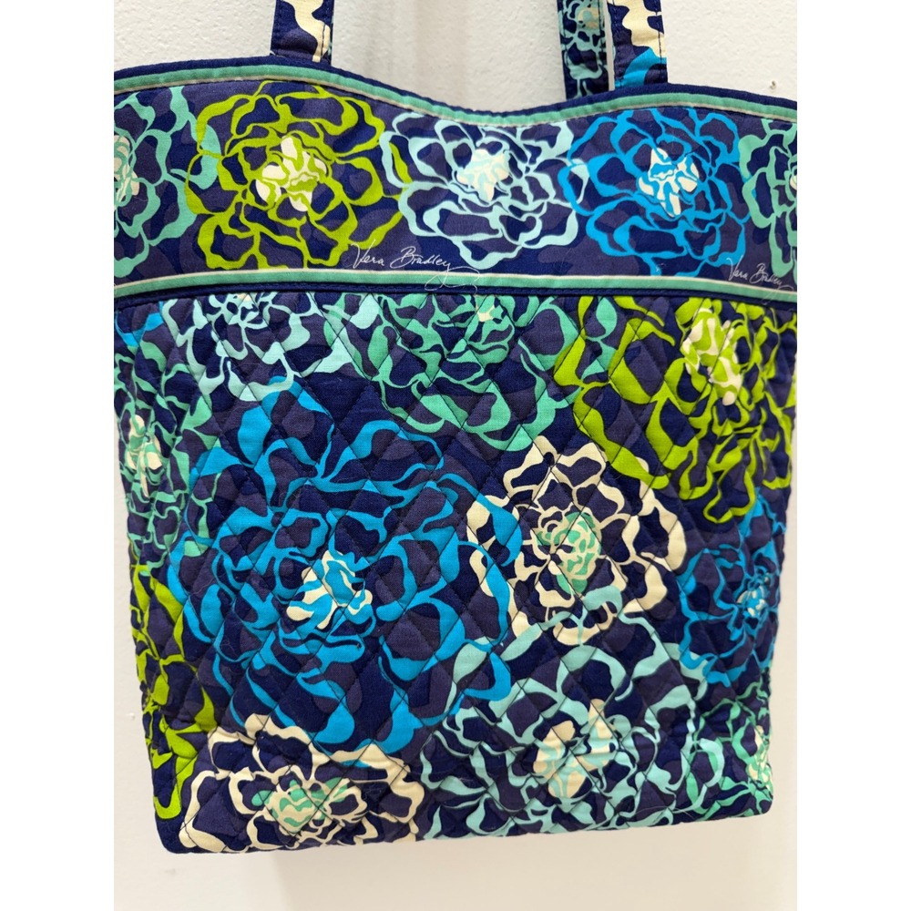 Vera Bradley Katalina Blues Tote Bag Blue Green Quilted Cotton Toggle Closure